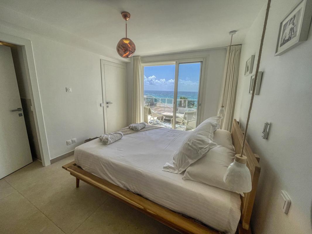 24 Location villa piscine vue mer ilet Gosier Guadeloupe_chambre 1